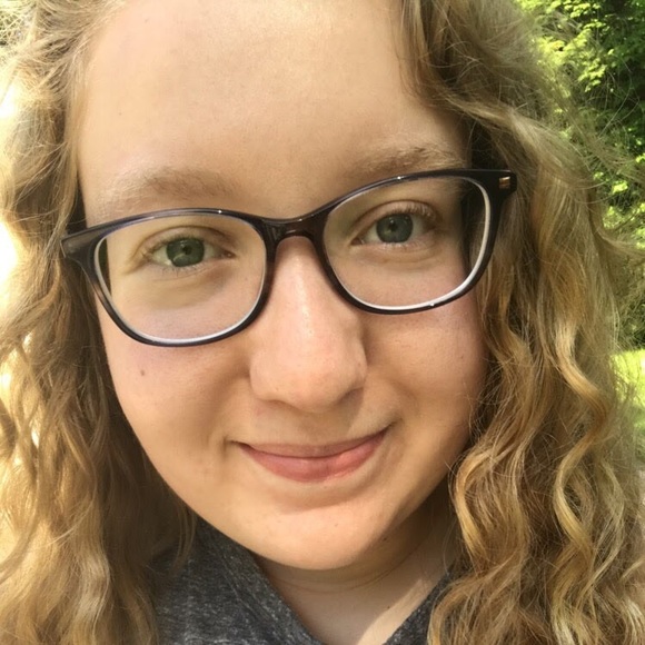 Meet your Posher, Delainey - Picture 1 of 1